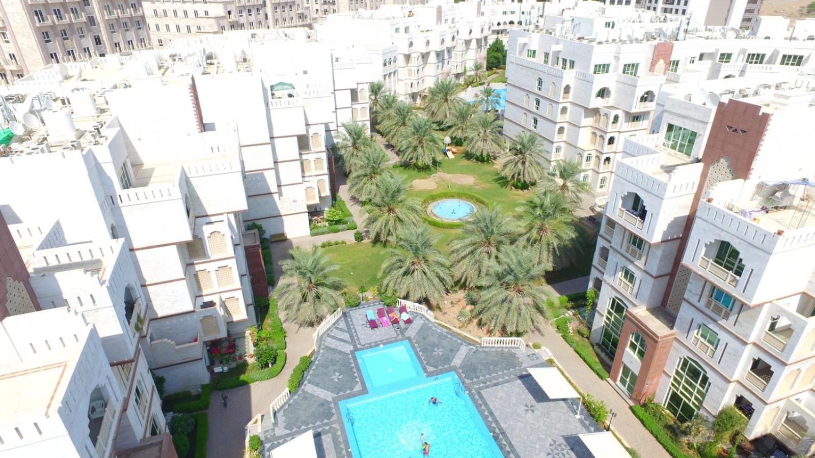 Muscat Oasis Residences Luaran gambar
