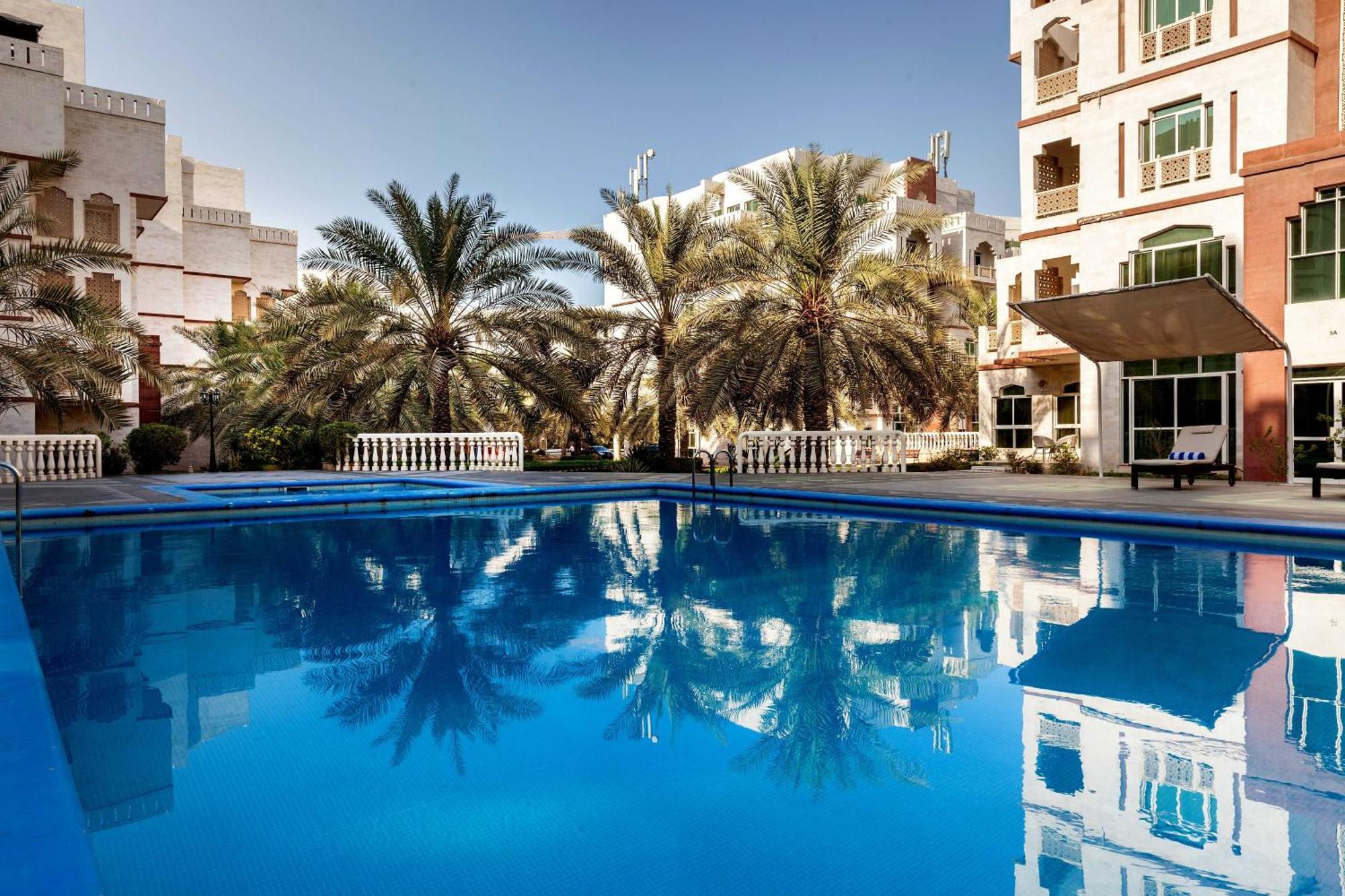 Muscat Oasis Residences Luaran gambar