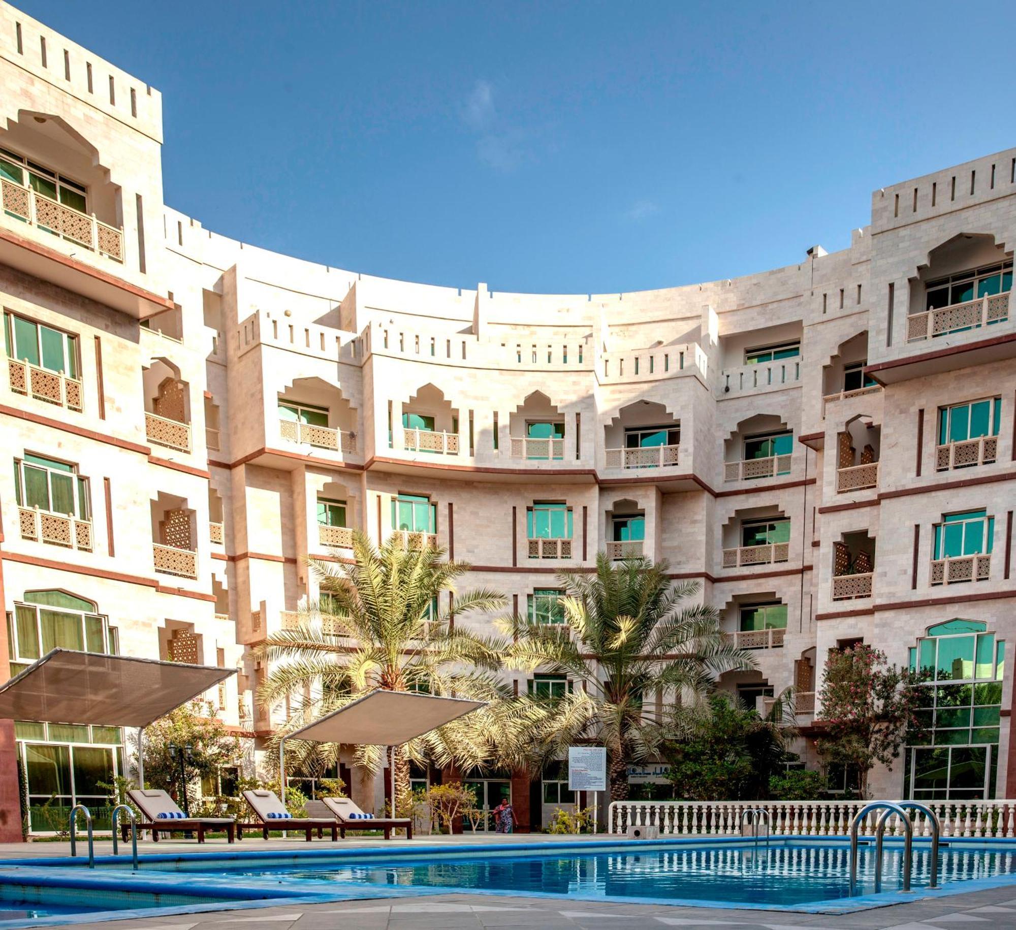 Muscat Oasis Residences Luaran gambar