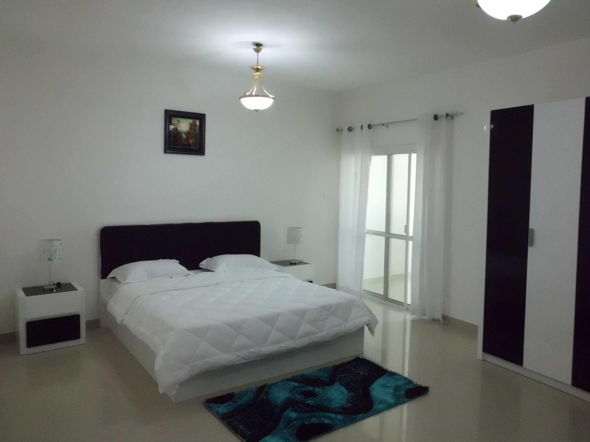 Muscat Oasis Residences Luaran gambar